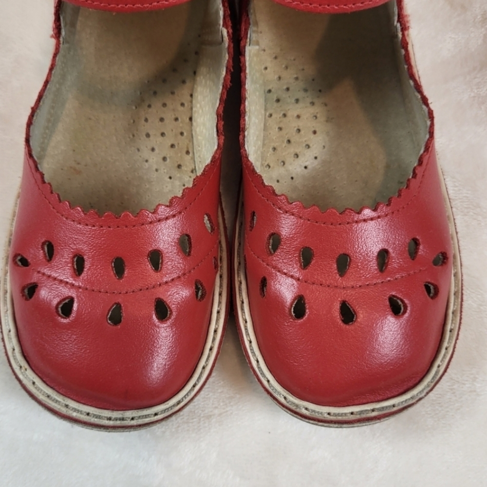 Neman Twig Mary Jane Red shoes for girls - Picture 3 of 10